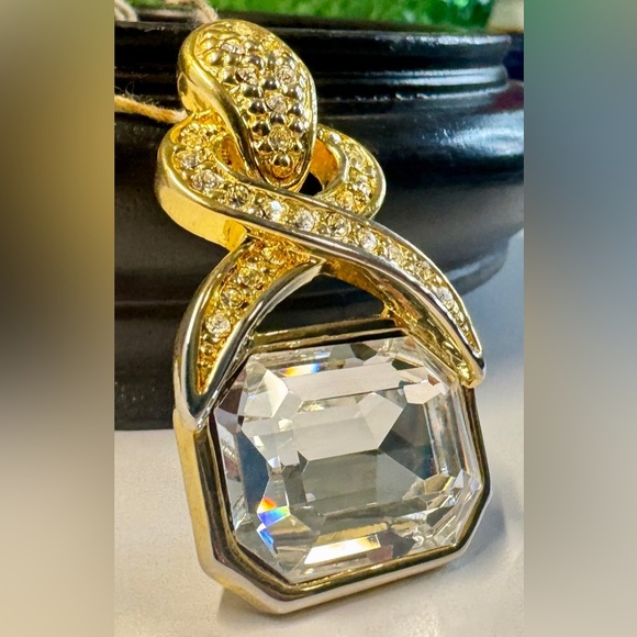VTG ‘Jewels by Park Lane’ Rhinestone Crystal Gold-Tone Pendant Necklace - Picture 12 of 16
